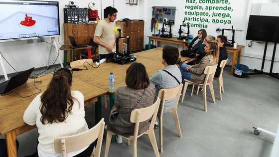 El Circular FAB y el programa ConectadAs Extremadura organizan una jornada de Impresión 3D