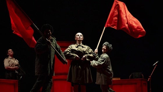 Sigue el Certamen de Teatro con 'Enemigo del Pueblo', representada por 'De la Burla Teatro'