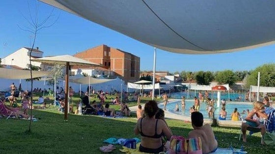 Comienza la venta de abonos para la piscina municipal