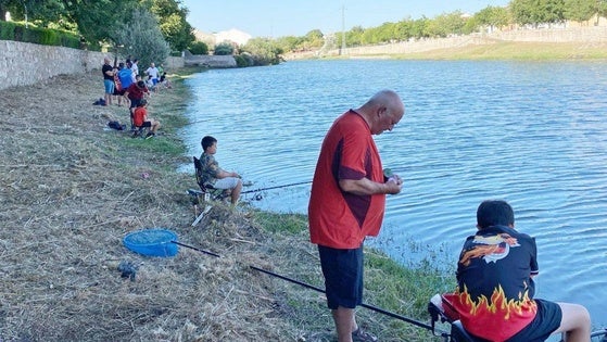 Abiertas las inscripciones de la Escuela Municipal de Pesca de Arroyo de la Luz