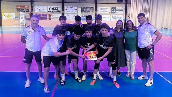 Seguros Axa, CD San José y Los Galácticos campeones del Torneo 12 Horas de Fútbol Sala