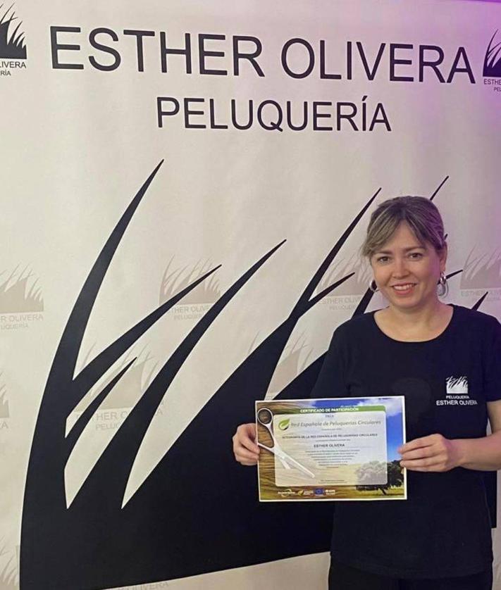 Imagen secundaria 2 - Siete peluquerías cacereñas forman la Red Española de Peluquerías Circulares