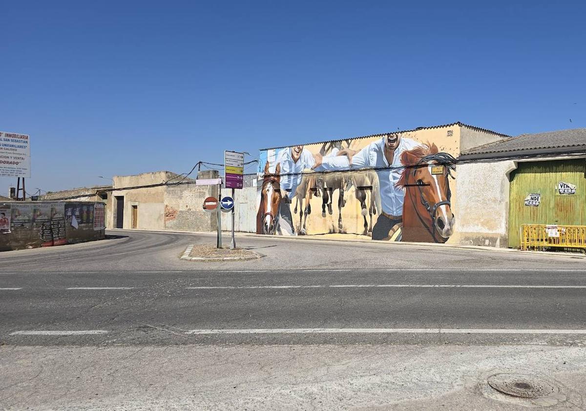 Imagen principal - El Día de la Luz, inmortalizado en un nuevo mural