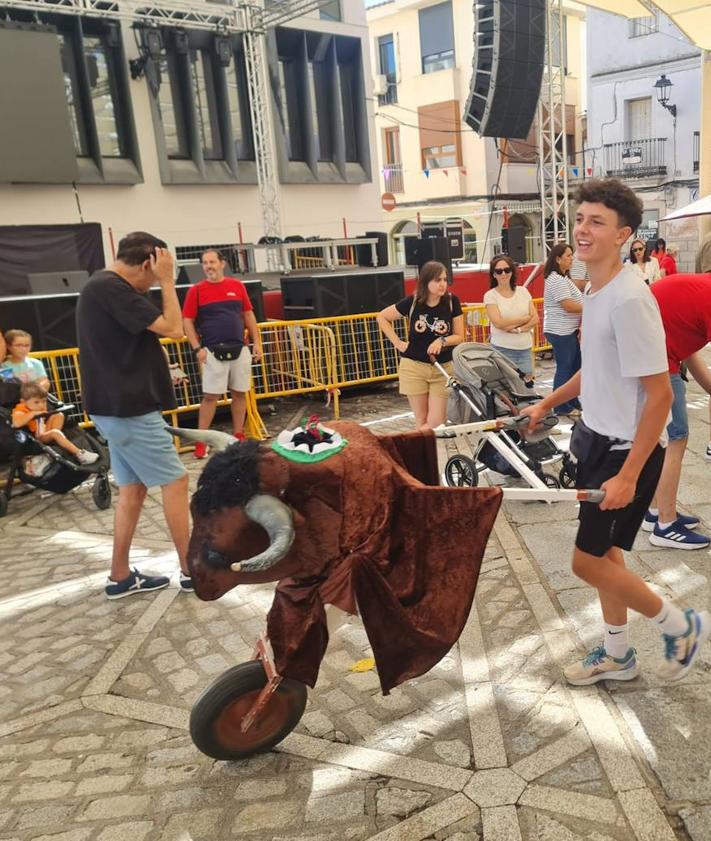 Imagen secundaria 2 - Los fuegos artificiales pusieron el broche de oro a las Ferias y Fiestas de Septiembre