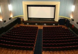 Patio de butacas del Cine-Teatro de Arroyo de la Luz.