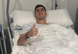 Raúl Navas desde su cama del hospital.
