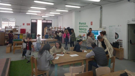 Unas 30 personas participaron en el taller de Plotter de Corte y Estampación Textiel del Circular FAB