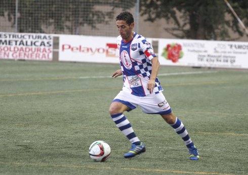 Santi Polo, capitán. 