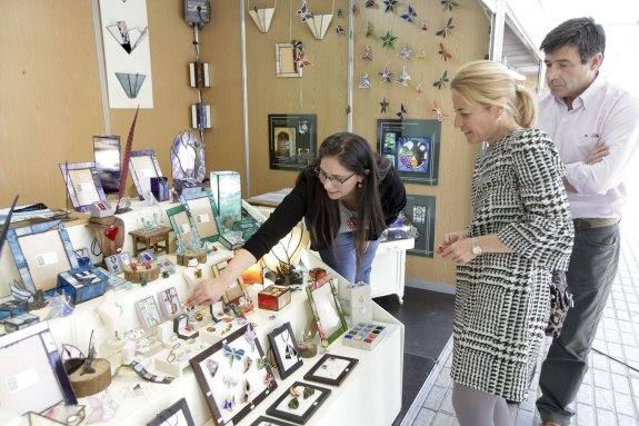 La feria de artesanía permanecerá abierta hasta el domingo. 