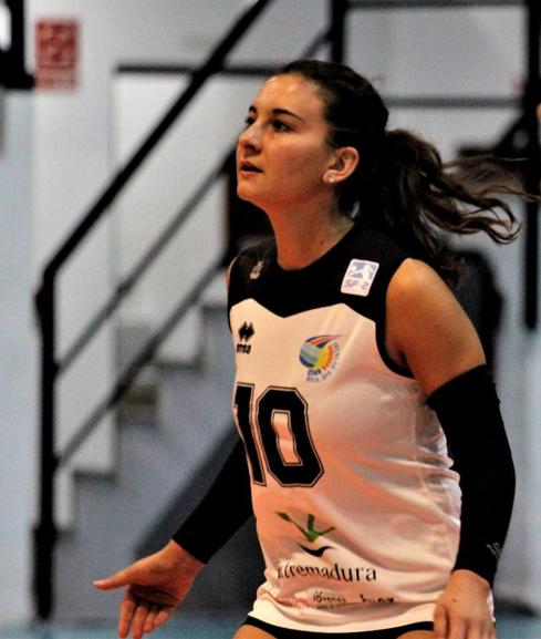 Julia Cabeza, segunda líbero del Extremadura Arroyo