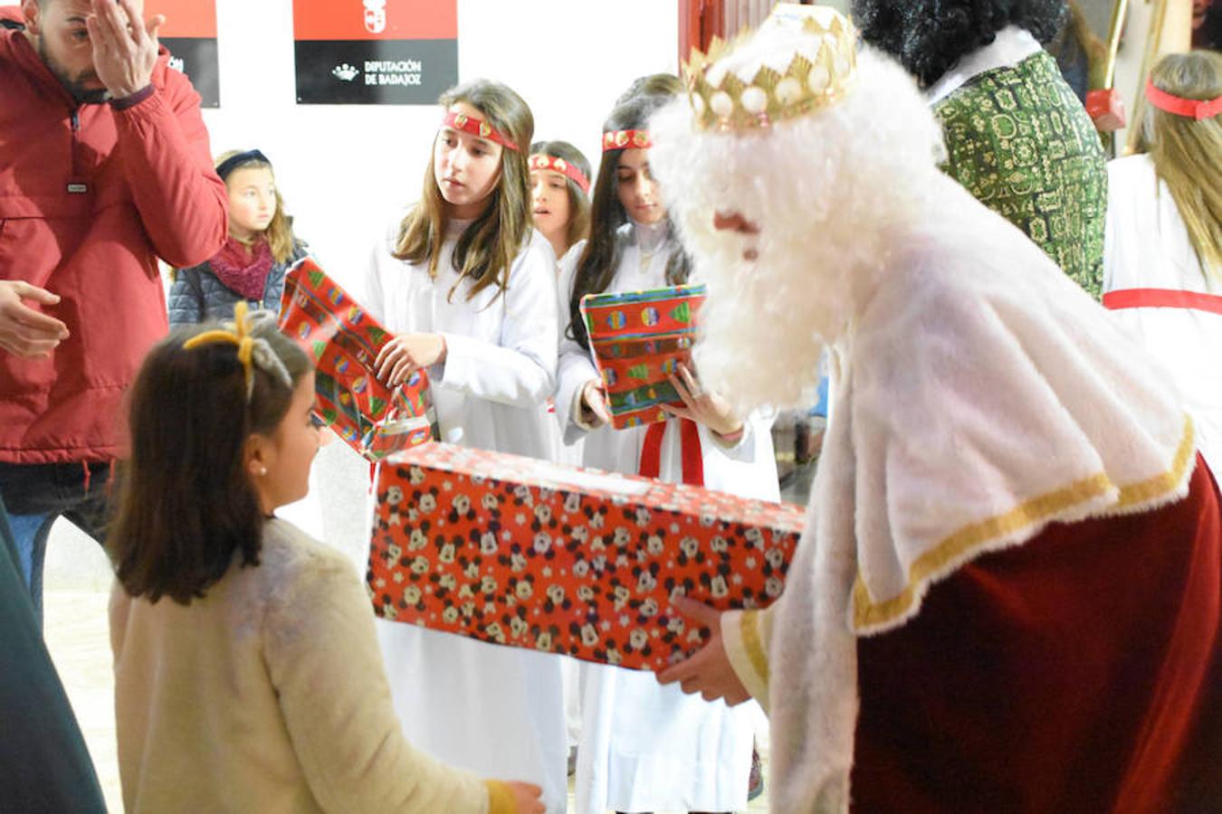 Con la Cabalgata de Reyes se cerraron las actividades navideñas en Campanario, que se han dirigido a todos los públicos y que han tenido una gran acogida por parte de la población