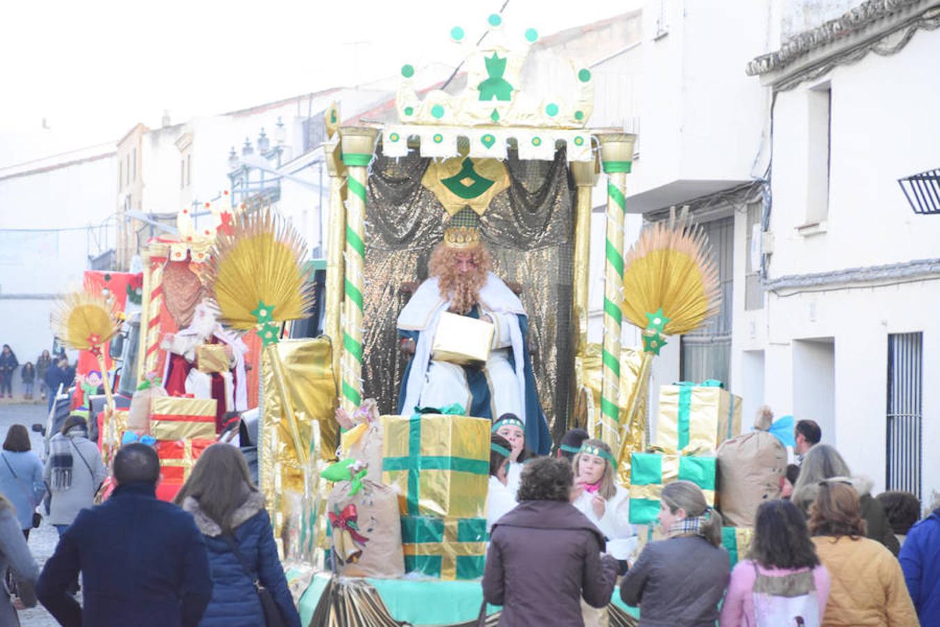 Con la Cabalgata de Reyes se cerraron las actividades navideñas en Campanario, que se han dirigido a todos los públicos y que han tenido una gran acogida por parte de la población