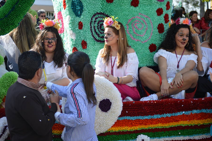 La titulada 'En el fondo del mar' se alzó con el primer premio, dotado con 2.000 euros, al obtener los 50 puntos del jurado