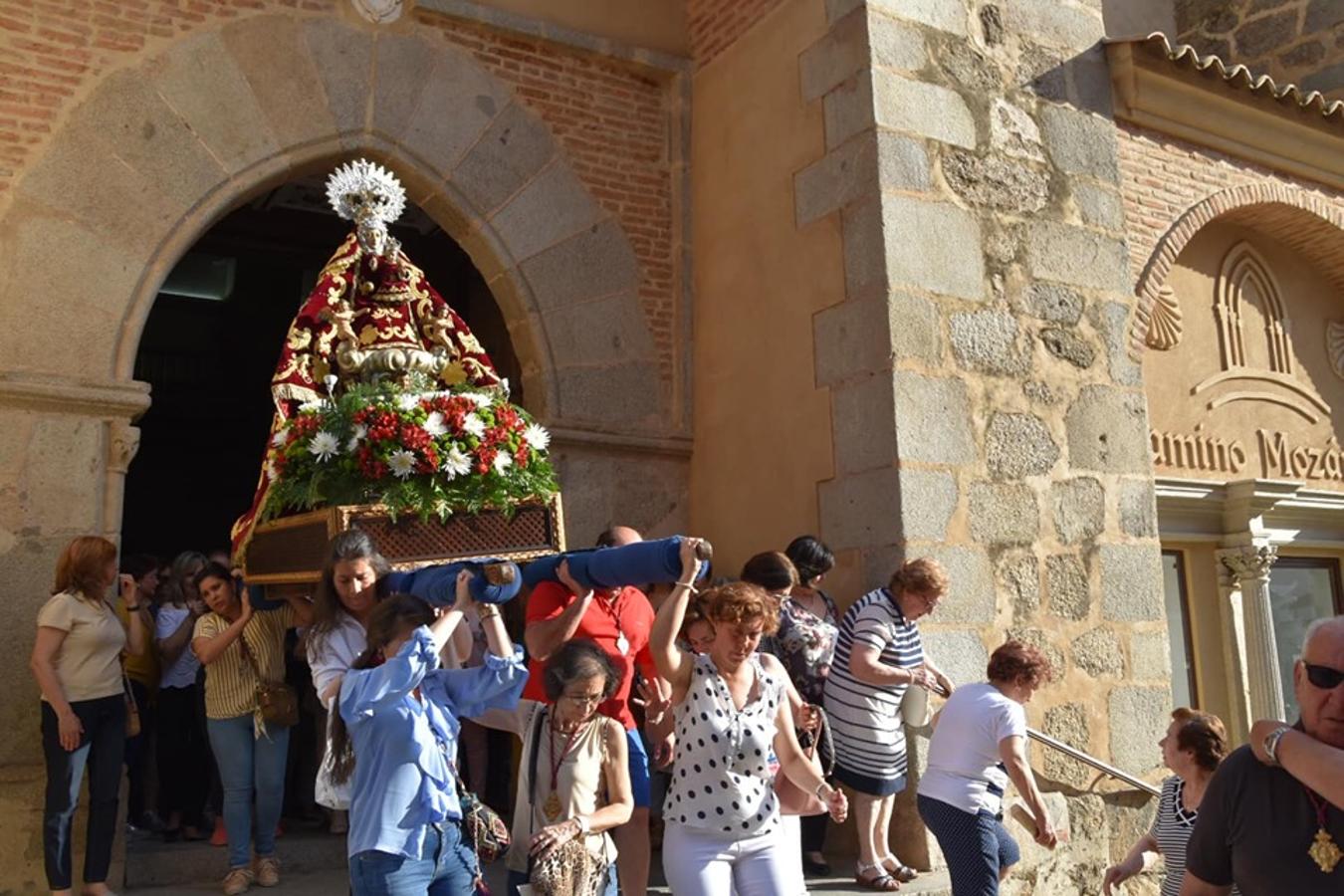 El pueblo de Campanario despidió a su Patrona, que tras 37 días en la parroquia, regresó el domingo 2 de junio a su ermita FOTOS: A. C.