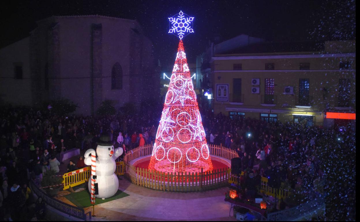 La plaza de España estará cortada al tráfico desde las 19.30 horas por el encendido navideño
