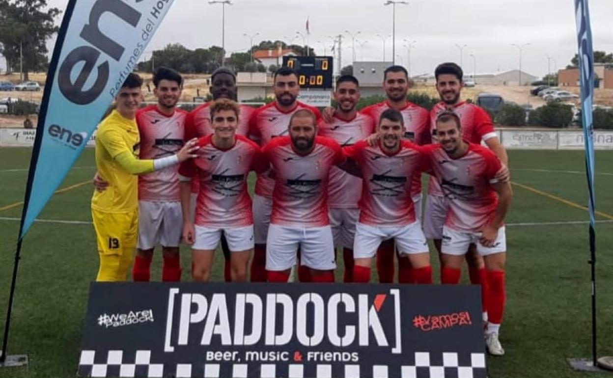 Once inicial en el amistoso contra el Talarrubias. 