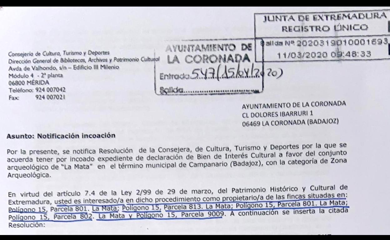 Notificación de la Junta de Extremadura al Ayuntamiento de La Coronada. 