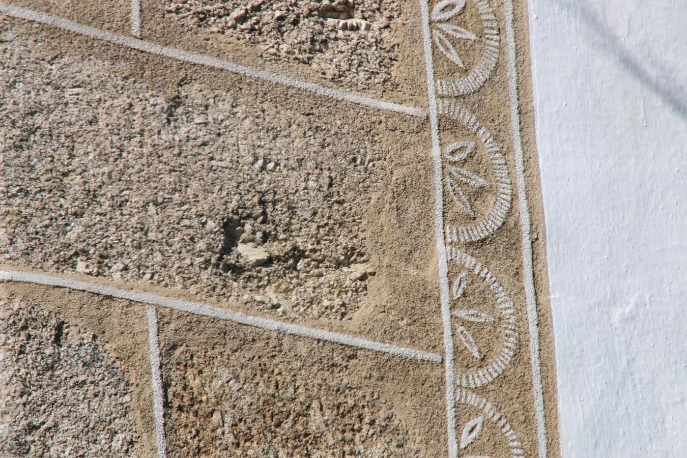 Restauración de los esgrafiados del camarín de la ermita de Campanario. 