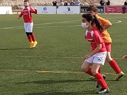 Paula Murillo sobre el terreno de juego. 