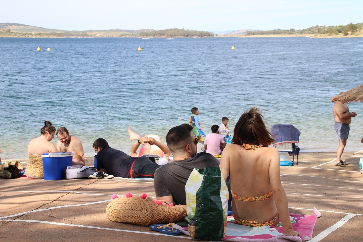 Playa Costa Alegre de Campanario en el Pantano de Orellana. 