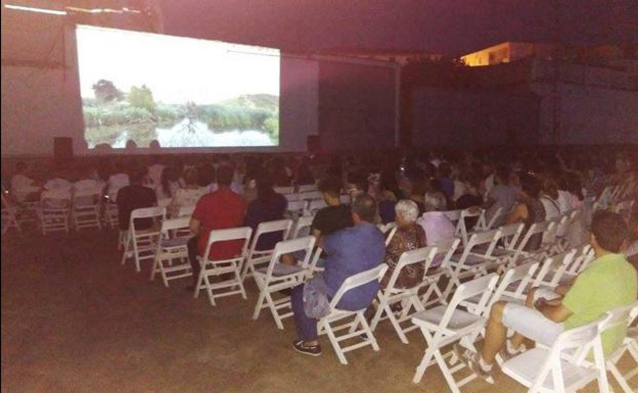 Proyecciones del cine de verano en Campanario. 