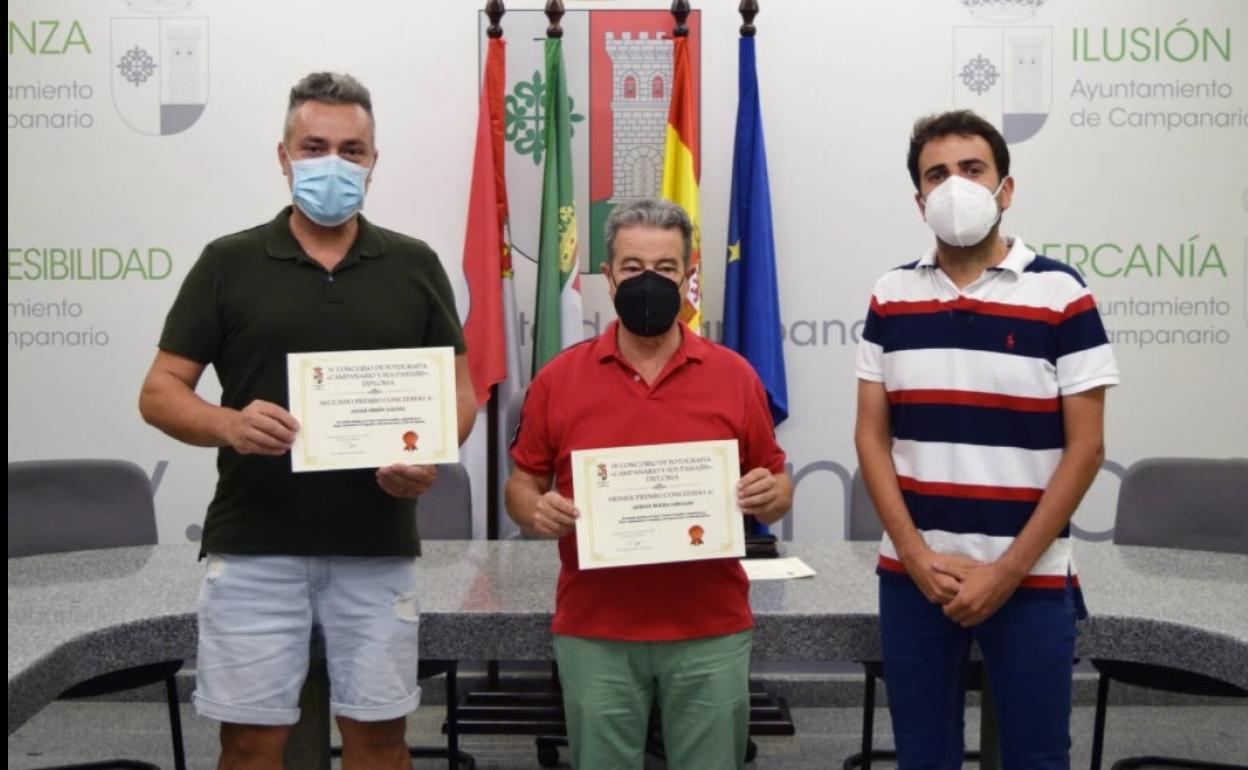 Entrega de premios con Javier Simón, Adrián Rocha y Raúl Ayuso. 
