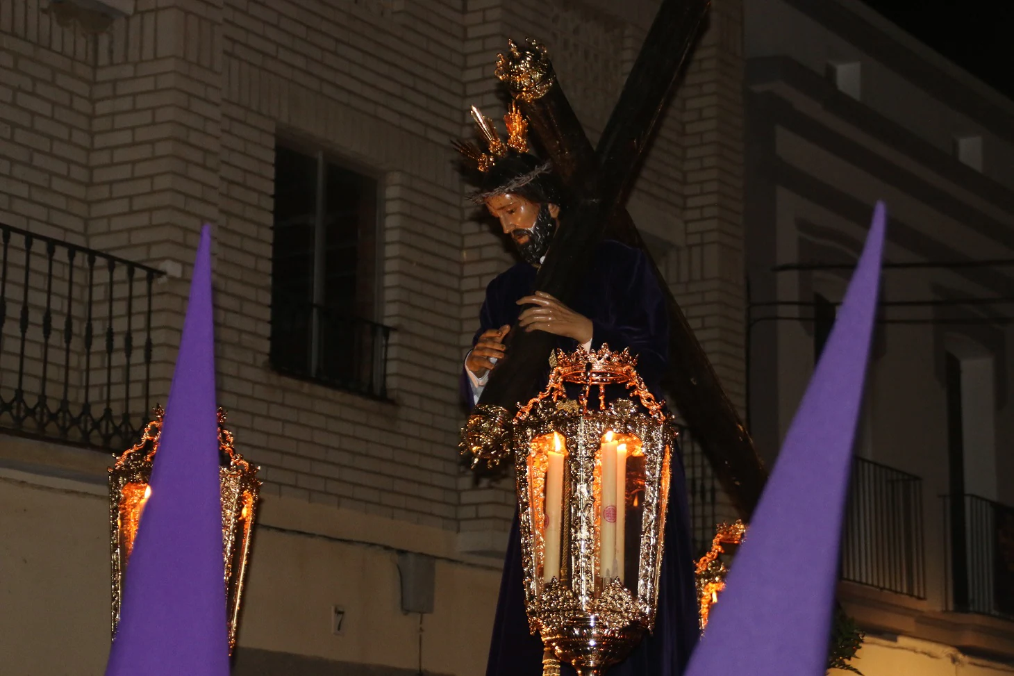 Celebración de las procesiones del Jueves Santo en Campanario. 