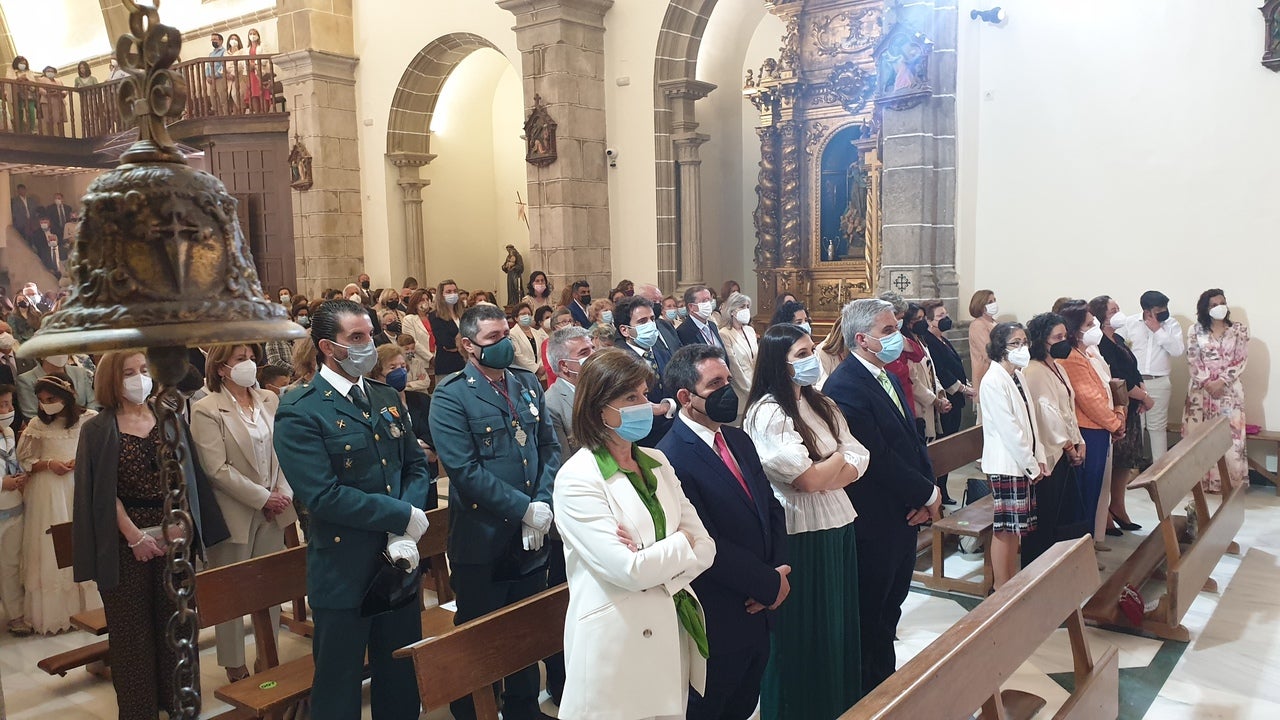 Los campanarienses acompañaron a la Virgen de Piedraescrita en la eucaristía y posterior procesión. 