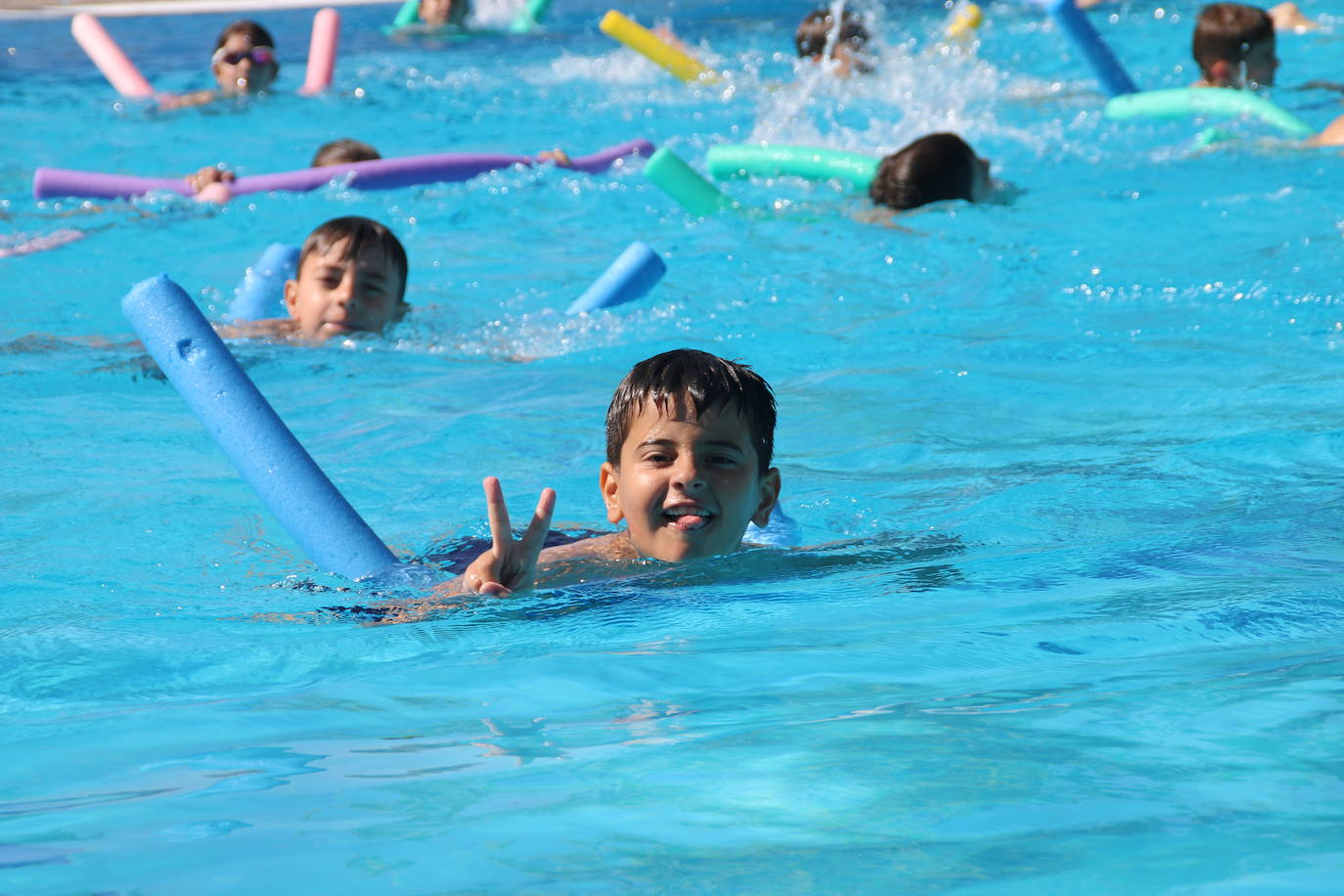 Uno de los cursos más demandados del verano son los de natación.