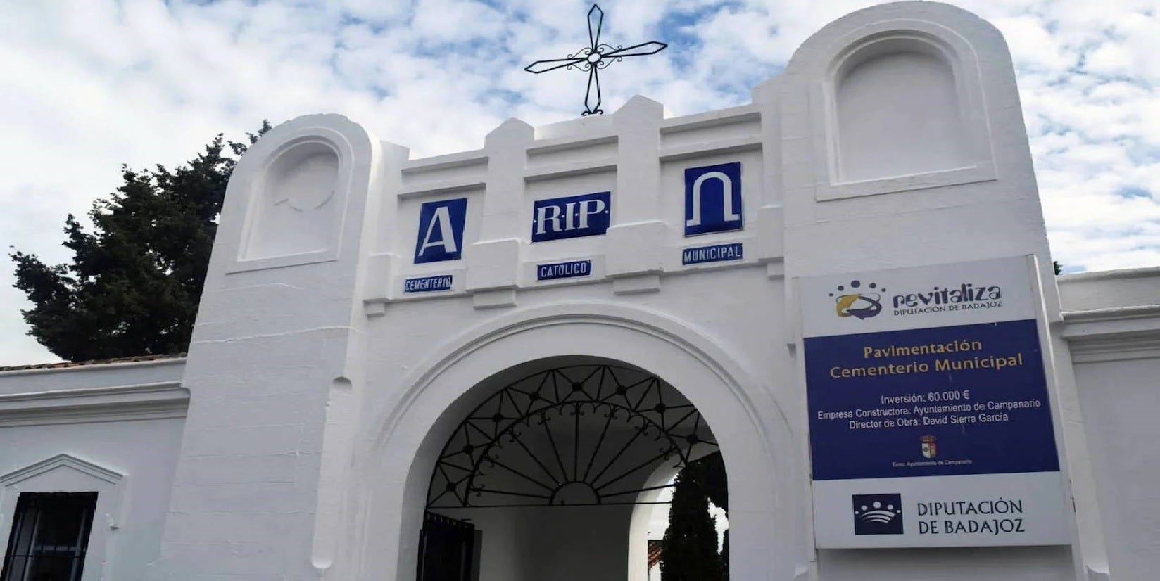 Puesta a punto de los cementerios de Campanario y La Guarda con motivo del Día de Todos los Santos