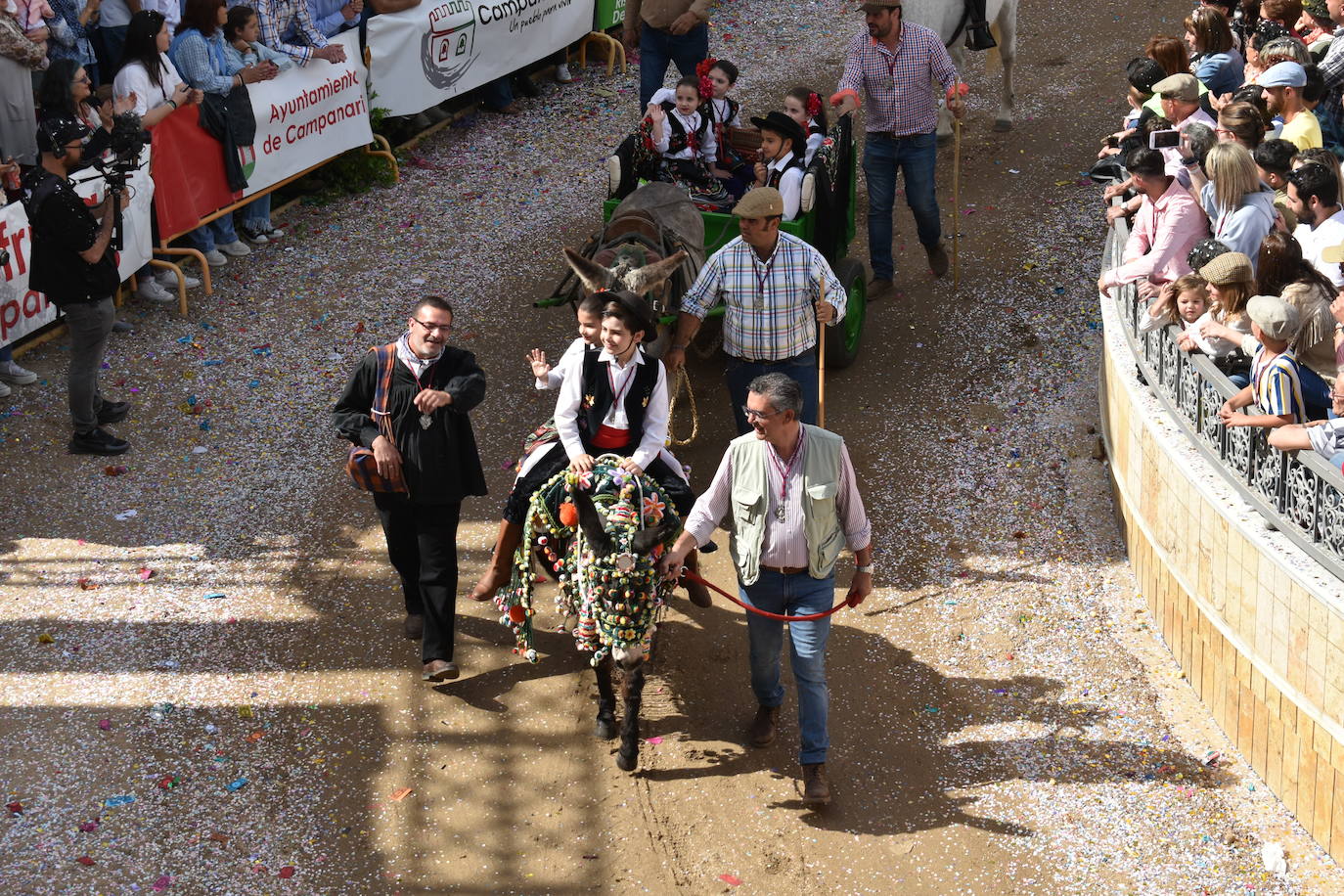 Fotos Desfile de carrozas y caballerías Romería de Piedraescrita 2023