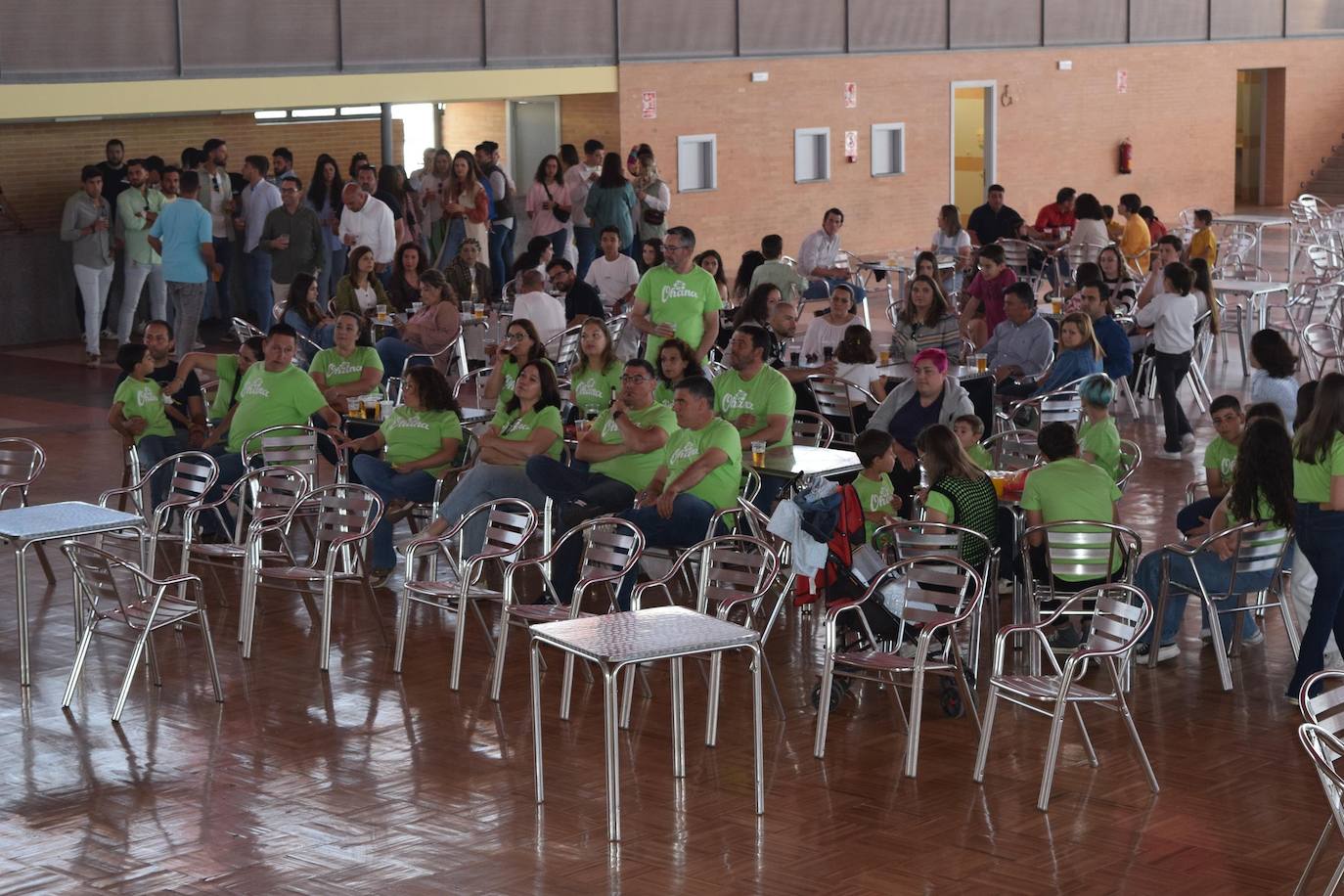 Los premiados disfrutan de la entrega de premios de la Romería de Piedraescrita