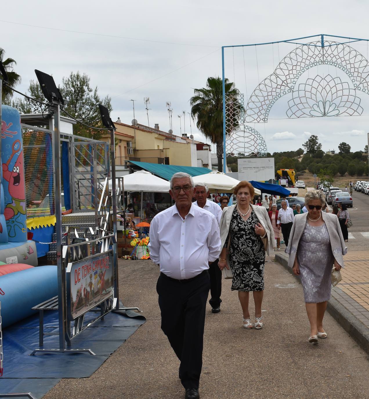 FOTOS FERIA DE ABRIL EN HONOR A LA VIRGEN DE PIEDRAESCRITA