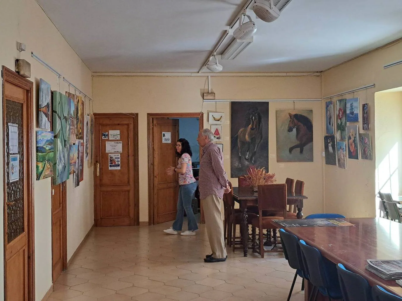 La Universidad Popular acoge una exposición itinerante de pintura