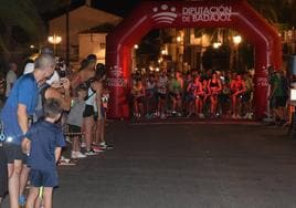 300 corredores extremeños participaron en la 'VI Campanaria Nocturna'