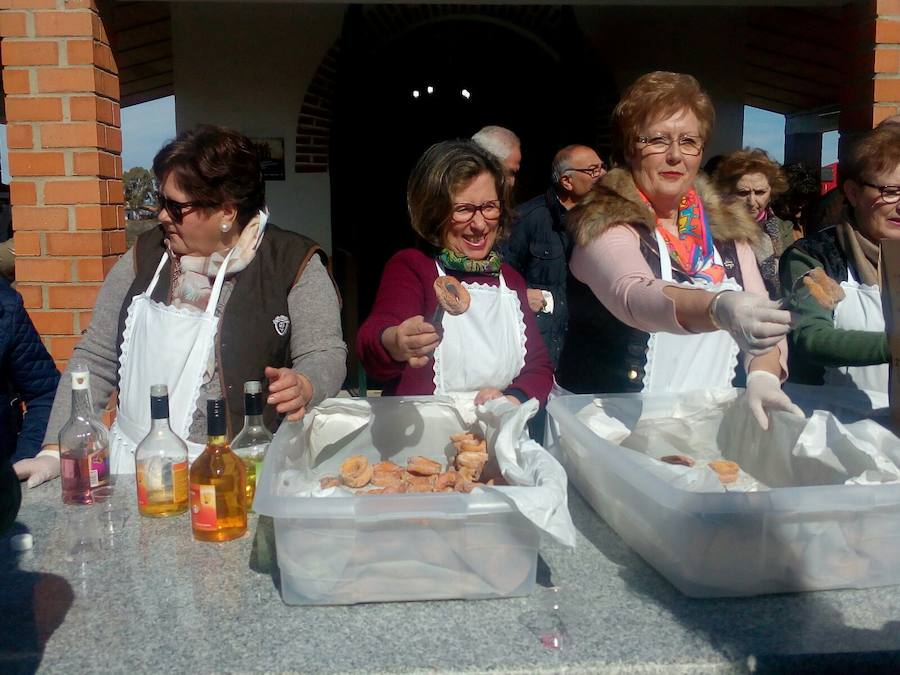 El buen tiempo acompañó en la romería de San Valentín