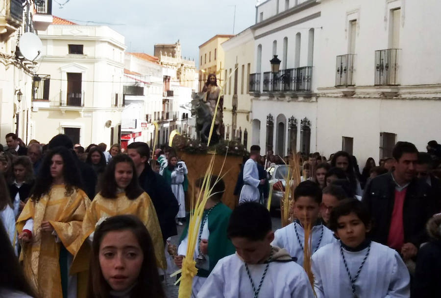 La lluvia dio una tregua y el 'Burrito' pudo salir el Domingo de Ramos