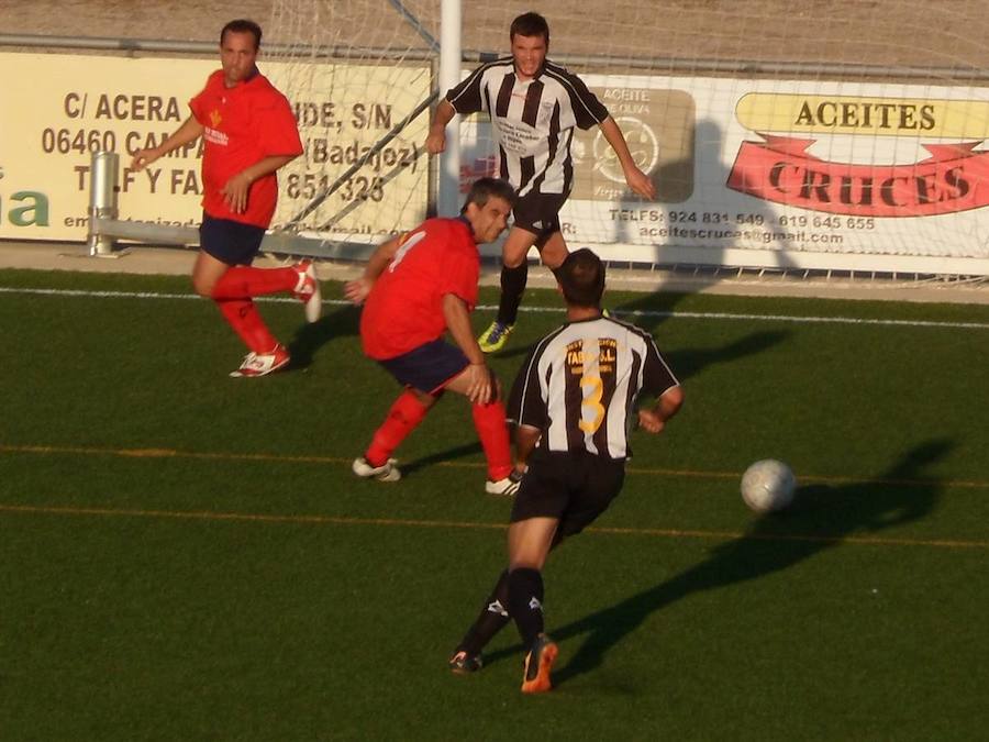 El Campanario Atlético despierta y golea al Inter Don Benito (5-0)