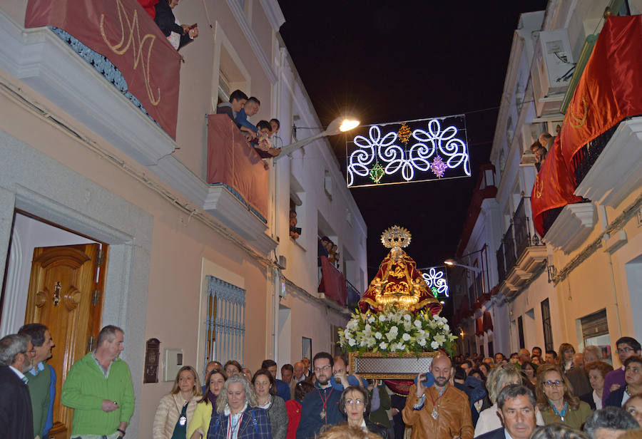 Con la 'entrada' de la Virgen arranca mañana viernes la Feria de Abril 2018