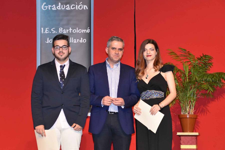 El Ayuntamiento también concederá becas a los estudiantes de la ESO