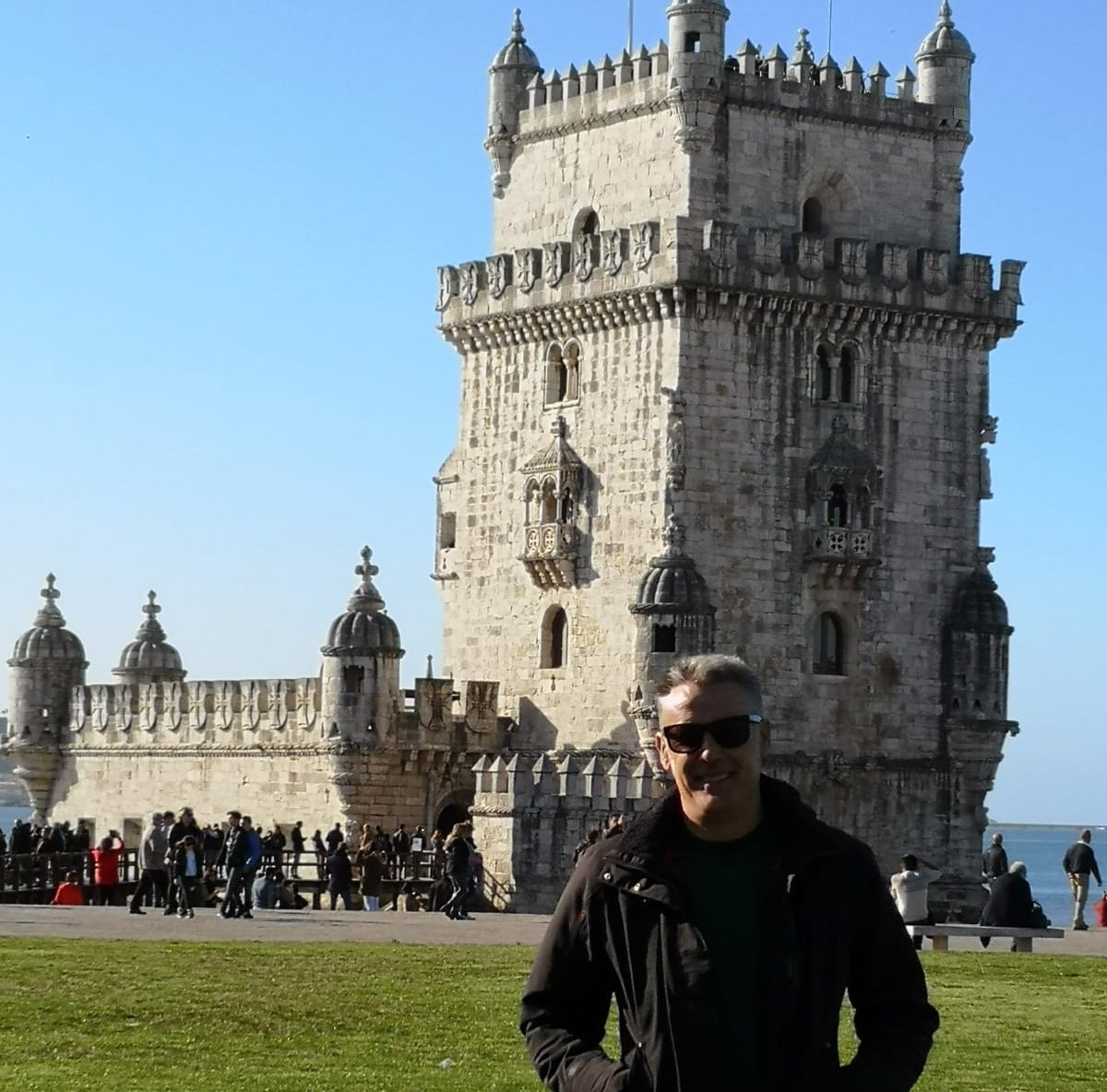 Carlos Villa Serrano celebra hoy su 45 cumpleaños. 