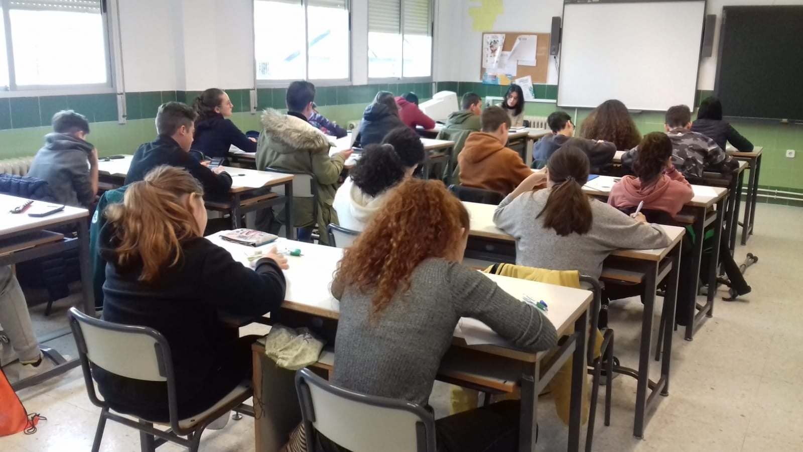 El examen se ha prolongado durante dos horas. 