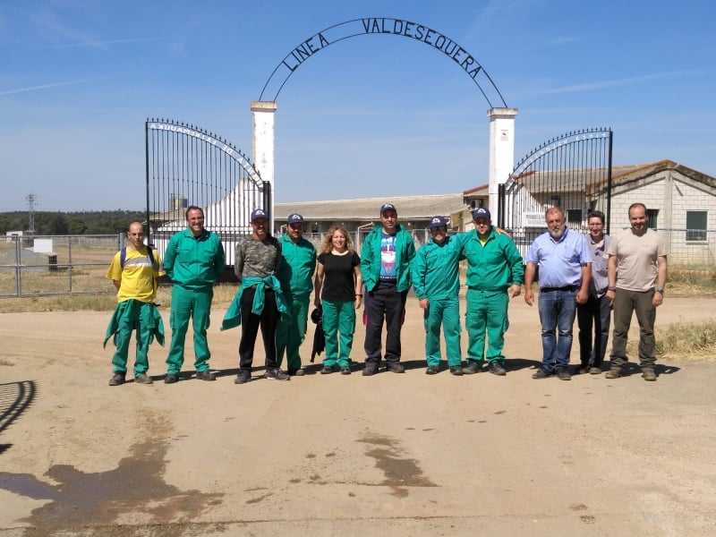 Grupo de alumnos en la Finca del Cicytex de la Junta de Extremadura. 