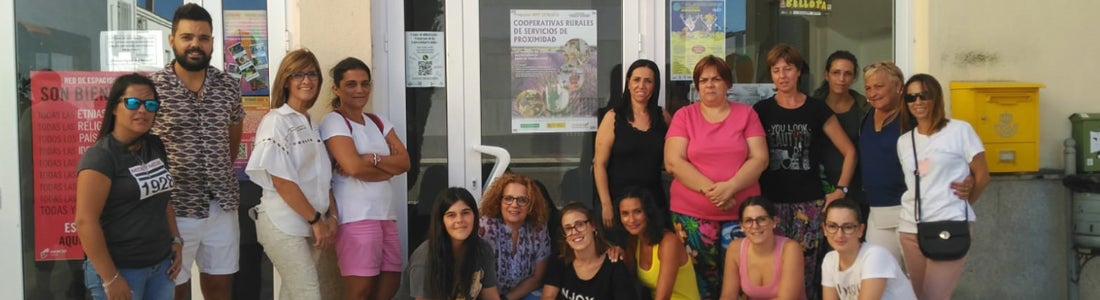 Participantes en el curso que se imparte en la casa de cultura. 