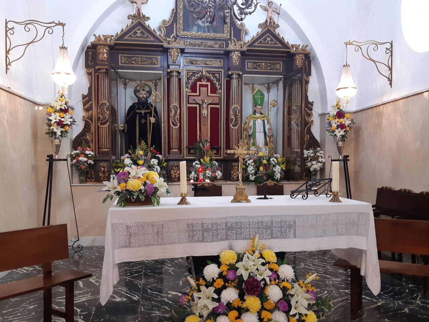San Benito y San Blas permanecerán en su camarín, al igual que el pasado mes de febrero. 