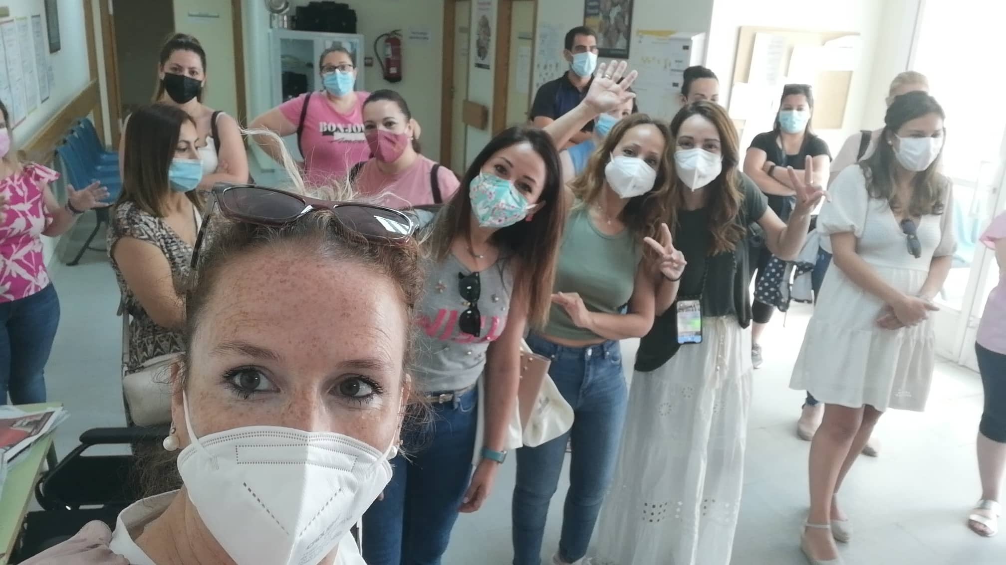 Algunos de los citados, hoy, en el centro de salud. CEDIDA