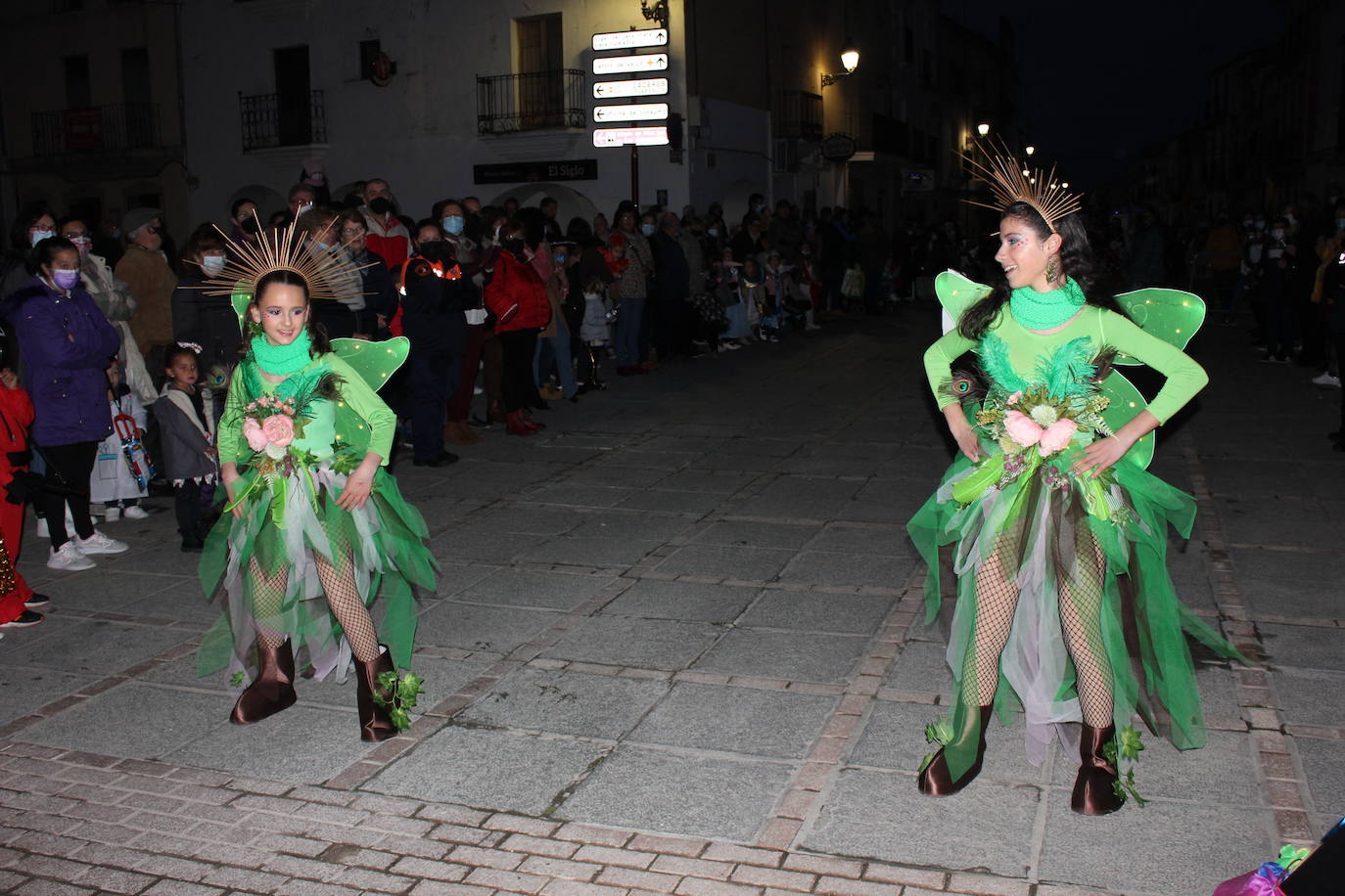 Fotos: Casar de Cáceres vuelve a disfrutar de un gran Carnaval