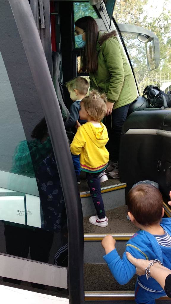 Los niños han disfrutado de esta jornada en la que se destaca el papel de las mujeres conductoras. 