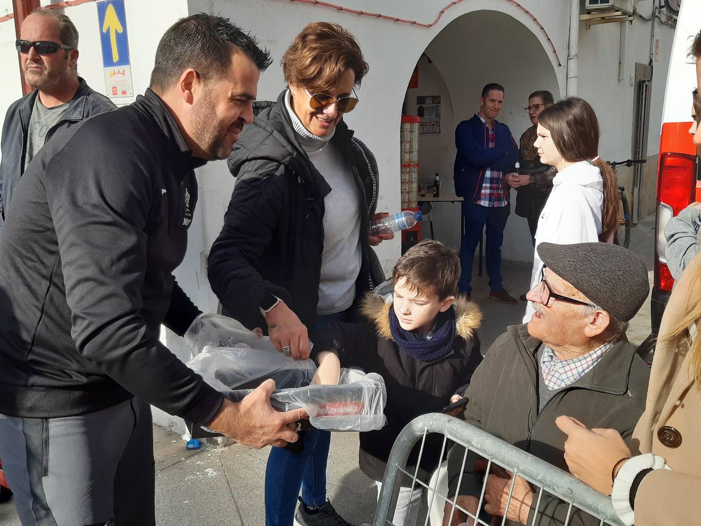 Fotos: Casar de Cáceres despide el 2022 con 88 inscritos en la tradicional Carrera del turrón