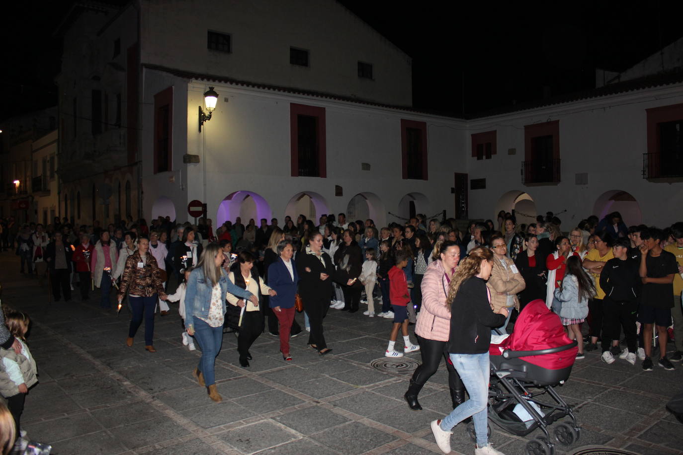 Imagen secundaria 2 - Los nueve pasos de La Pasión embellecen un año más la procesión de Jueves Santo